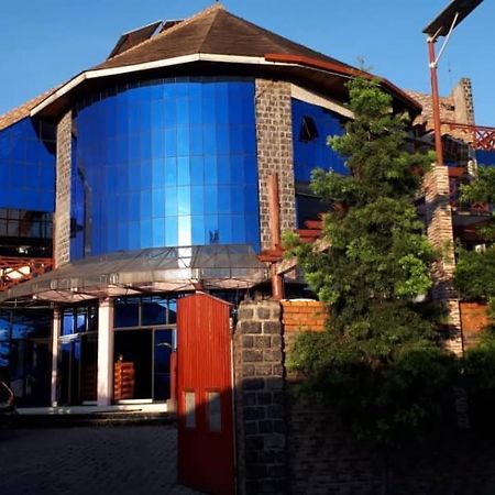 Vip Palace 2 호텔 Goma 외부 사진