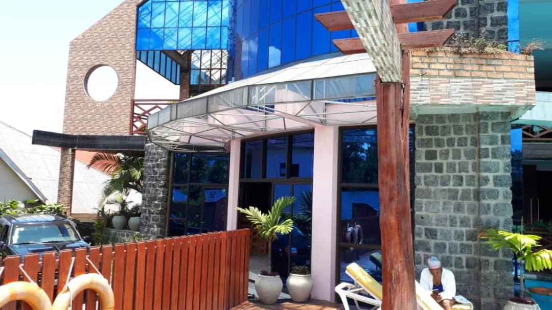 Vip Palace 2 호텔 Goma 외부 사진